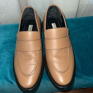 Balencia Paris Camel Leather Loafers l39 EU Like New